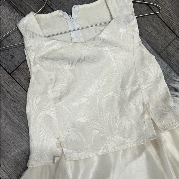 Girls Formal Dress - Picture 3 of 7